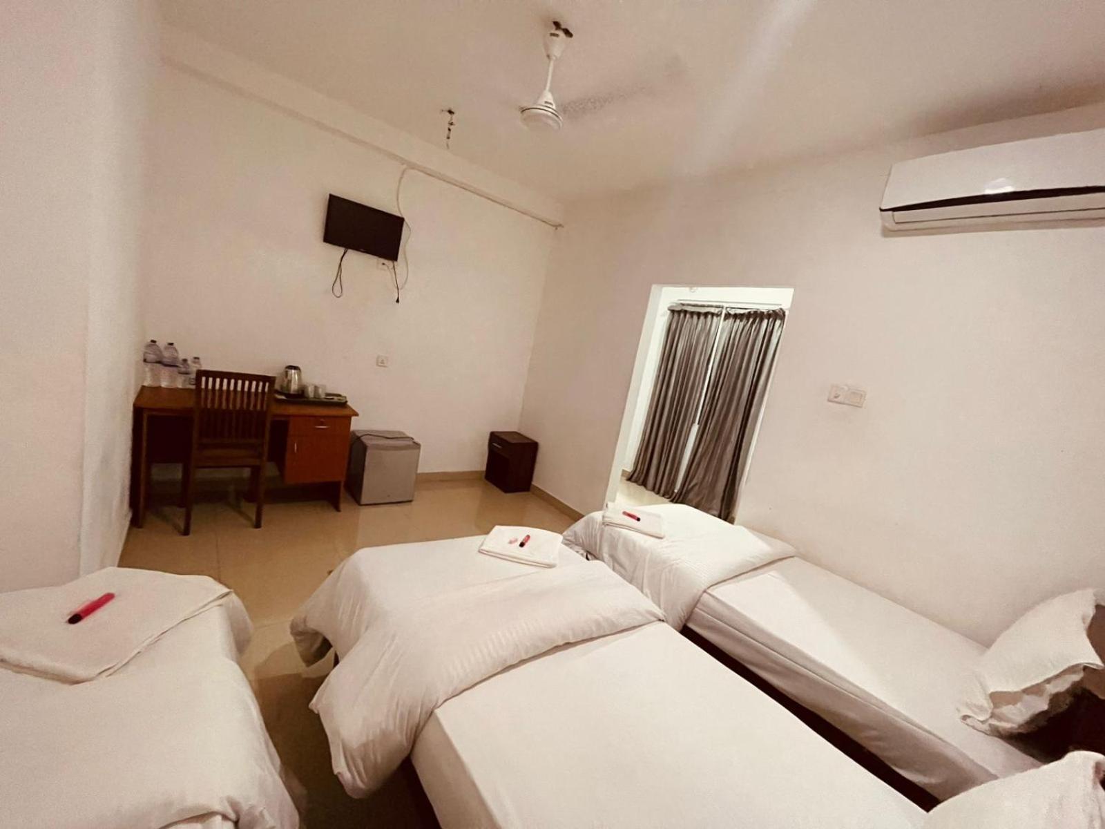 Airport Transit Kings Hotel Katunayaka Dış mekan fotoğraf